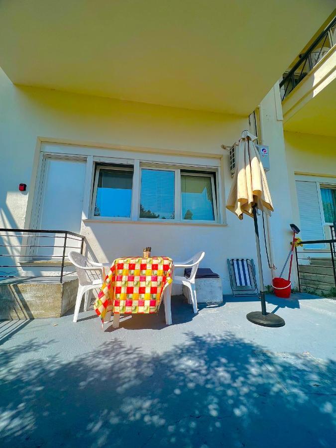 Kalamitsa Apartment By The Beach Kavala Extérieur photo