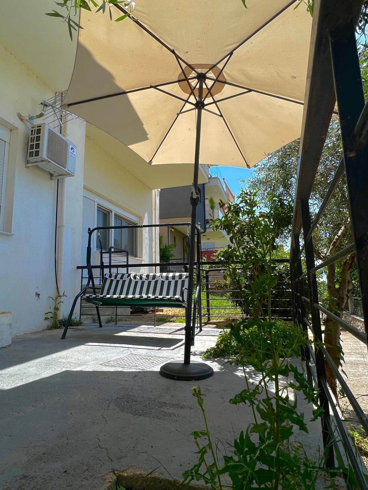 Kalamitsa Apartment By The Beach Kavala Extérieur photo